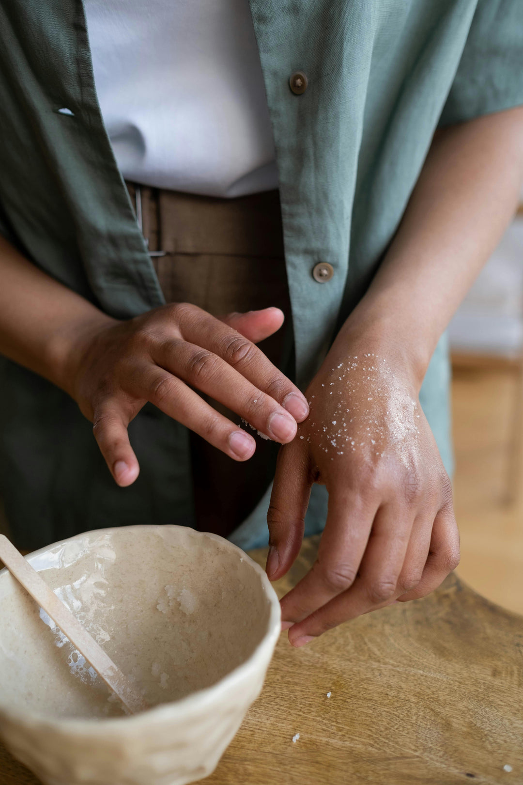 Smooth & Glowing: DIY Natural Sugar Scrub for Radiant Skin