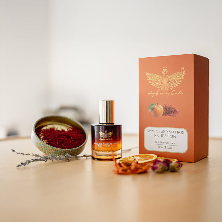 Apricot and  Saffron Night Serum
