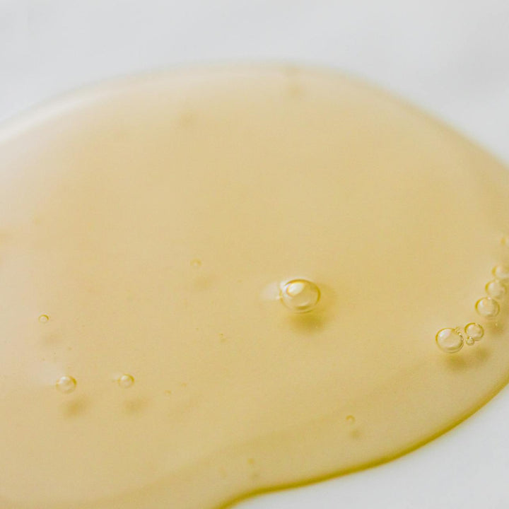 Pre-Wash Scalp Elixir with Black Turmeric & Fenugreek