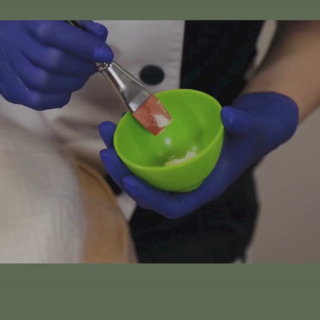 DIY - Lotus and Saffron Face Pack