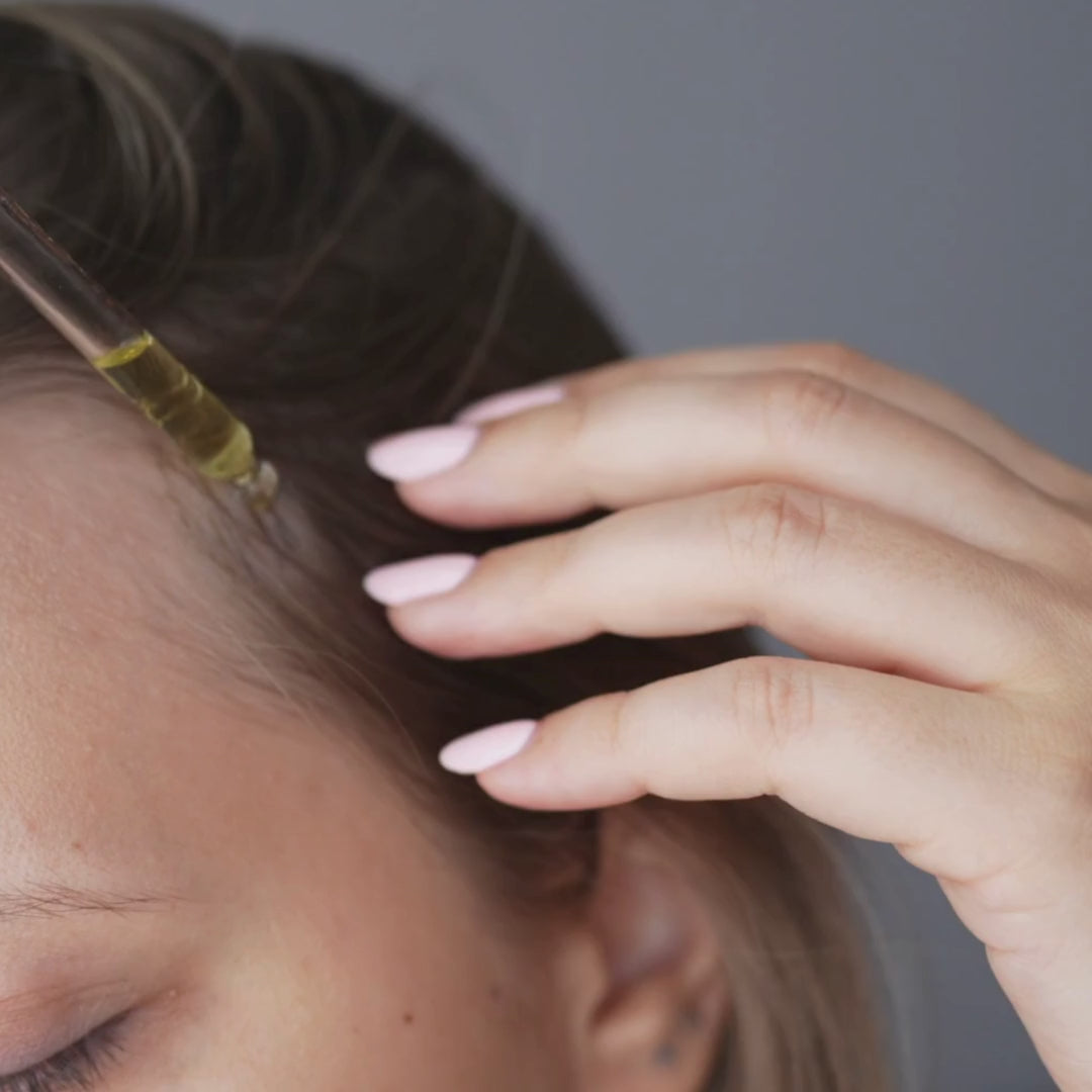 Pre-Wash Scalp Elixir with Black Turmeric & Fenugreek